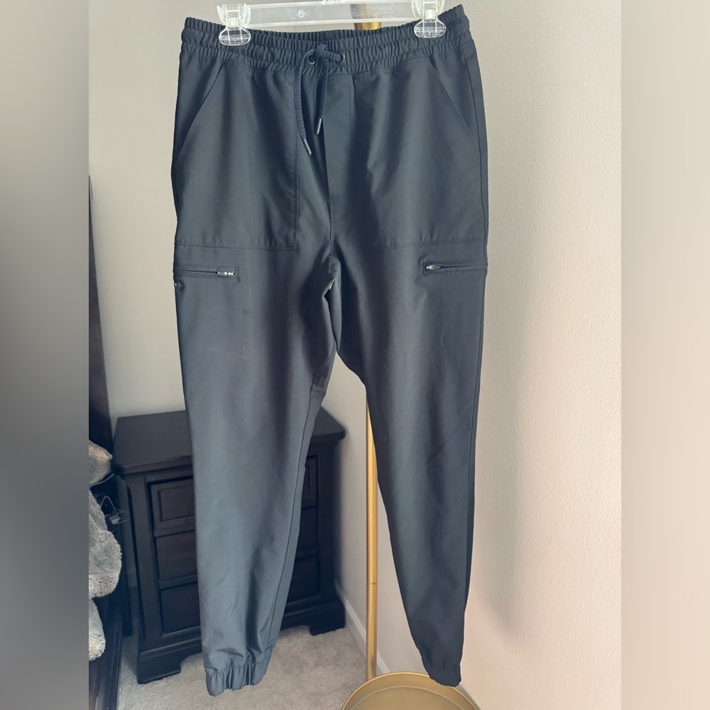 Jaanuu Black Jogger Pants - Size Medium